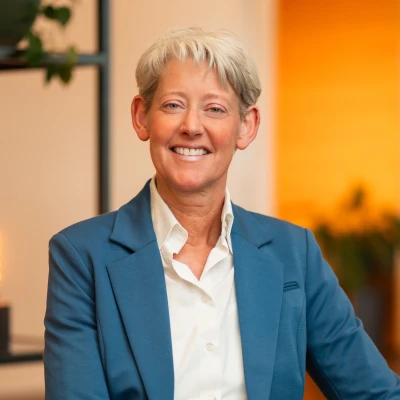 Astrid van der Maat